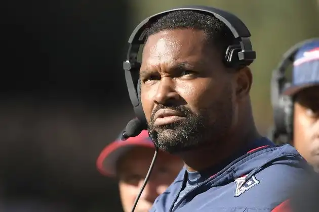 Plan de sucesión de los Patriots: Jerod Mayo reemplaza a Bill Belichick