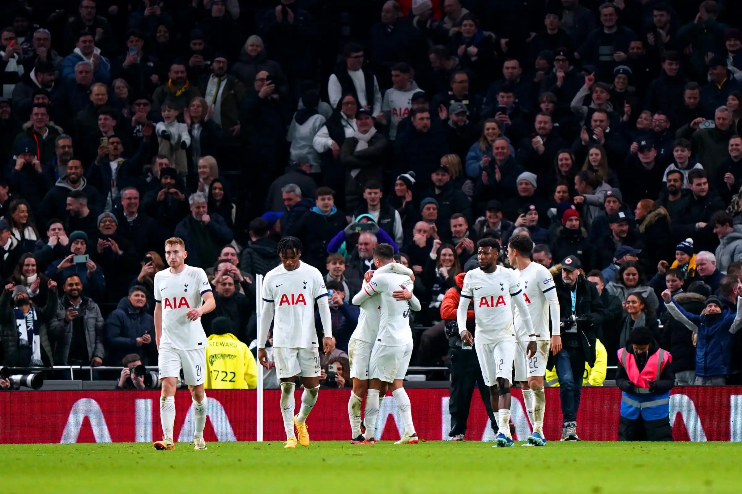 Pedro Porro Victoria del Tottenham en la FA Cup Burnley