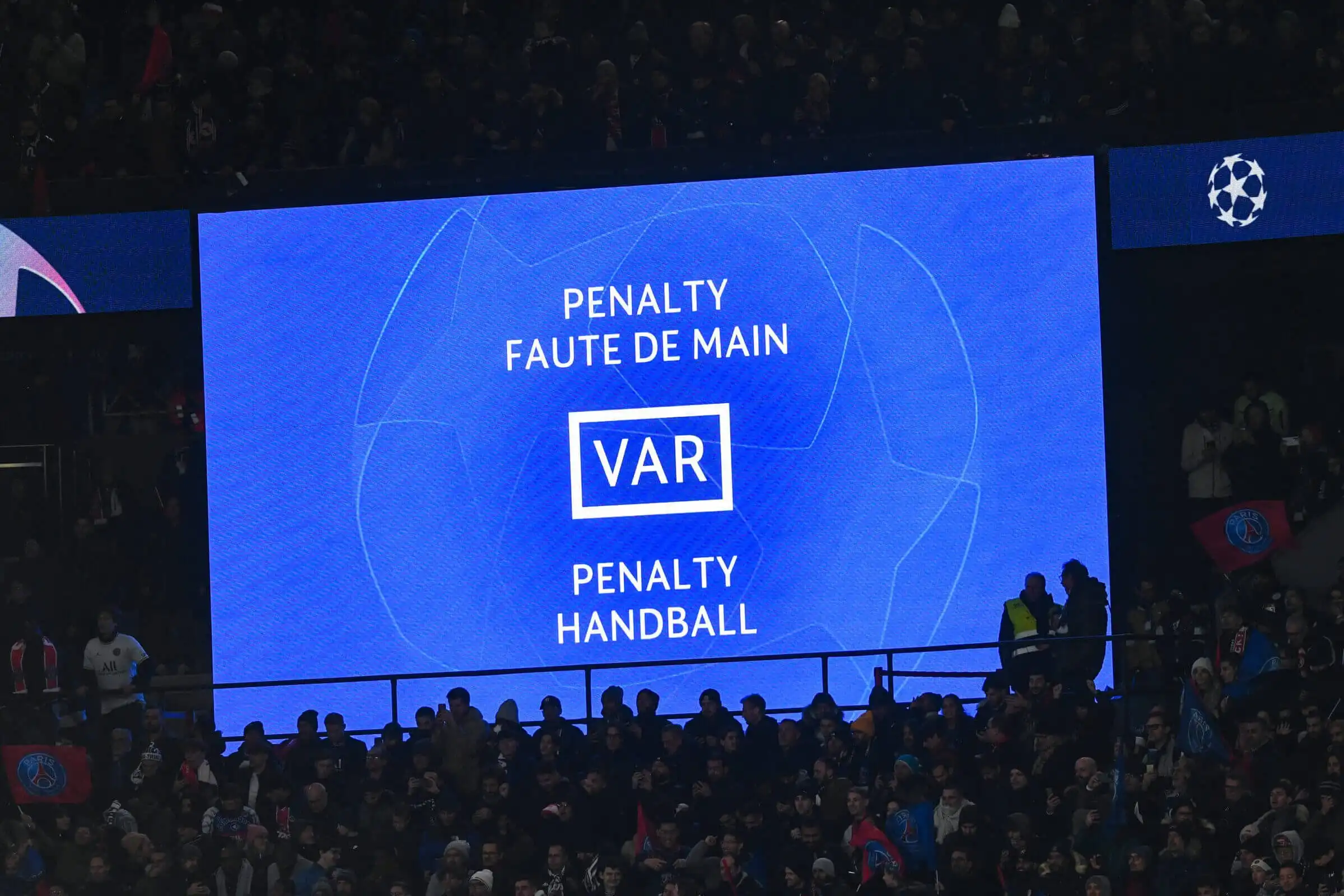 PSG Newcastle VAR, partido de Champions League: despegue