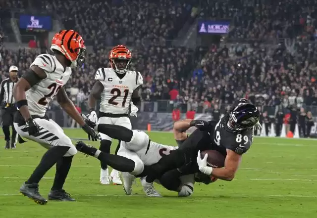 La lesión de tobillo del TE Mark Andrews de los Ravens probablemente ponga fin a la temporada contra los Bengals; El WR Odell Beckham Jr., el QB Joe Burrow lesionados