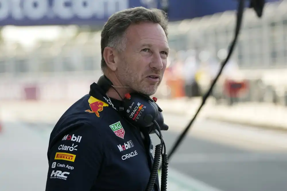 La queja del jefe de Red Bull en la Fórmula Uno, Christian Horner, desestimada y se mantiene en el cargo