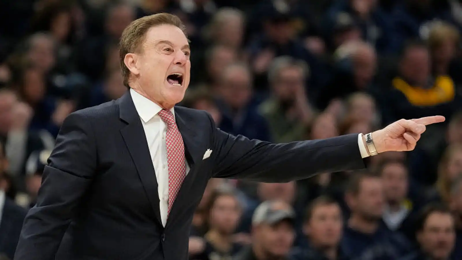 El colapso desquiciado de Rick Pitino contradijo el regodeo anterior de la plantilla de St. John's