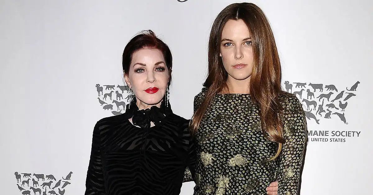 Riley Keough Priscilla Presley Graceland Ejecución hipotecaria fraudulenta contraataca