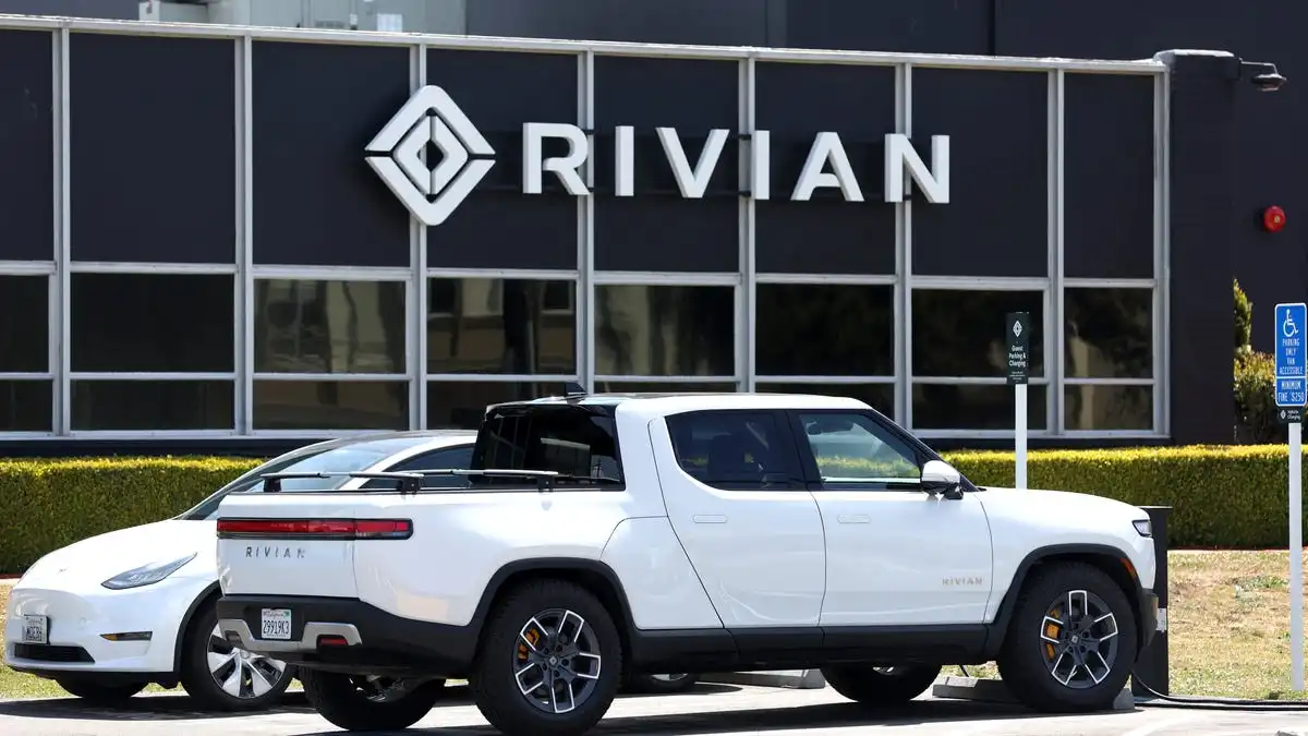 Las acciones de Rivian alcanzan un nuevo mínimo desde su salida a bolsa a medida que se desacelera la demanda de vehículos eléctricos