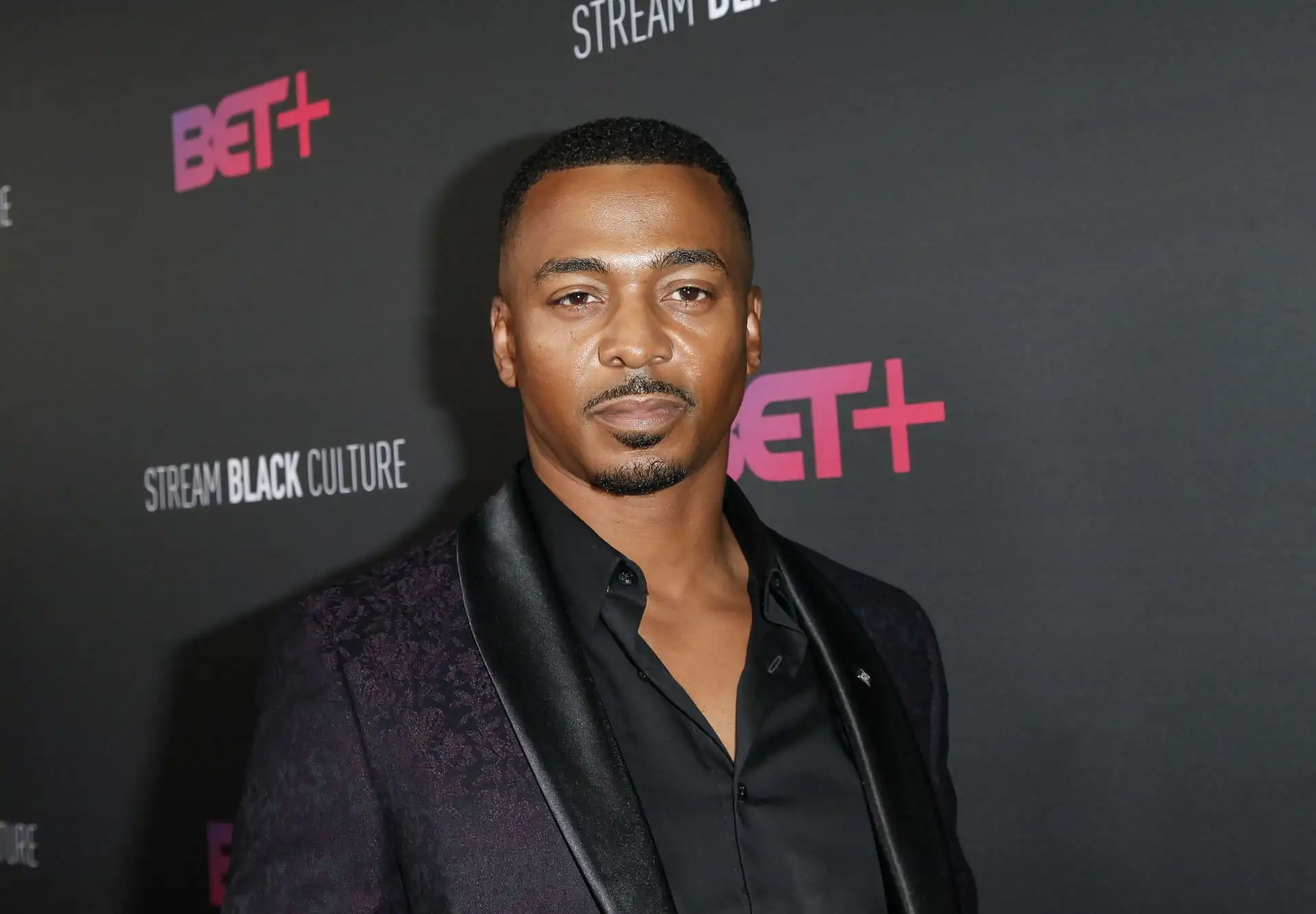 RonReaco Lee edad, esposa, patrimonio neto: el actor de Mea Culpa explorado