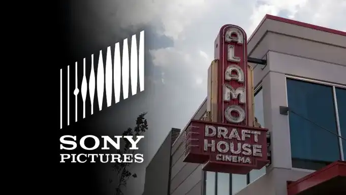 Sony Pictures adquiere Alamo Drafthouse Cinema por 200 millones de dólares en ¡Qué Onda Magazine!