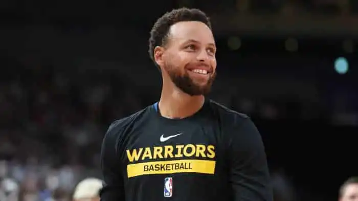 Stephen Curry establece un récord de la NBA