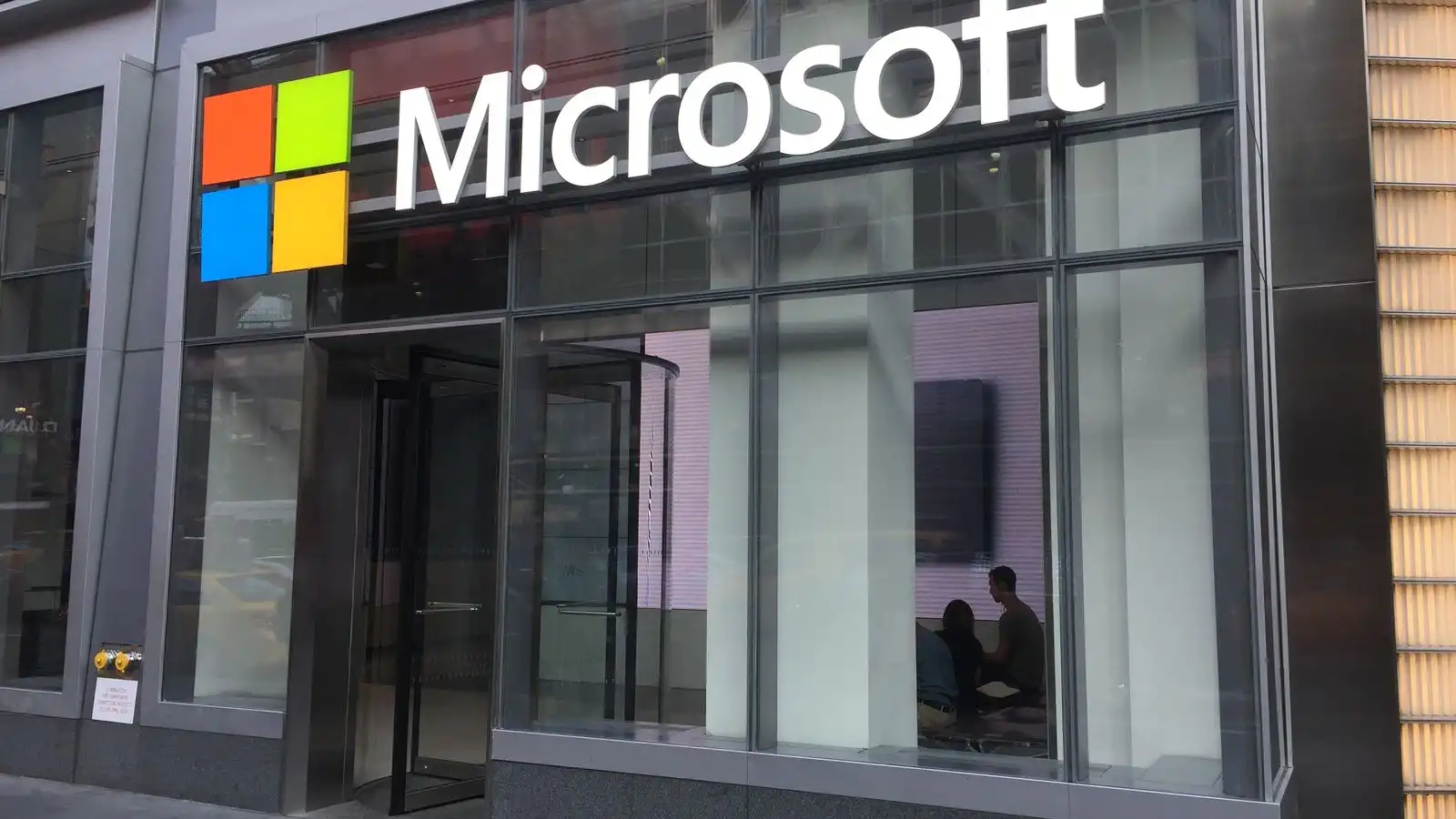 Fuertes ganancias Las acciones de Microsoft MSFT fallan impresionan a Wall Street