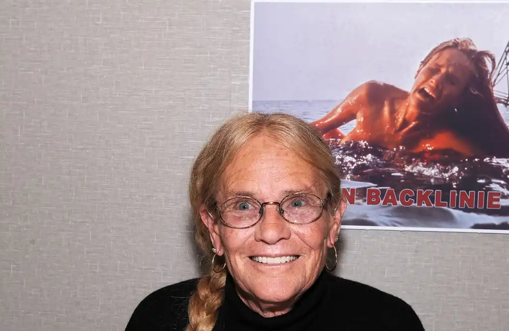 Susan Backlinie, protagonista de la icónica escena inicial de Tiburón, muere a los 77 años