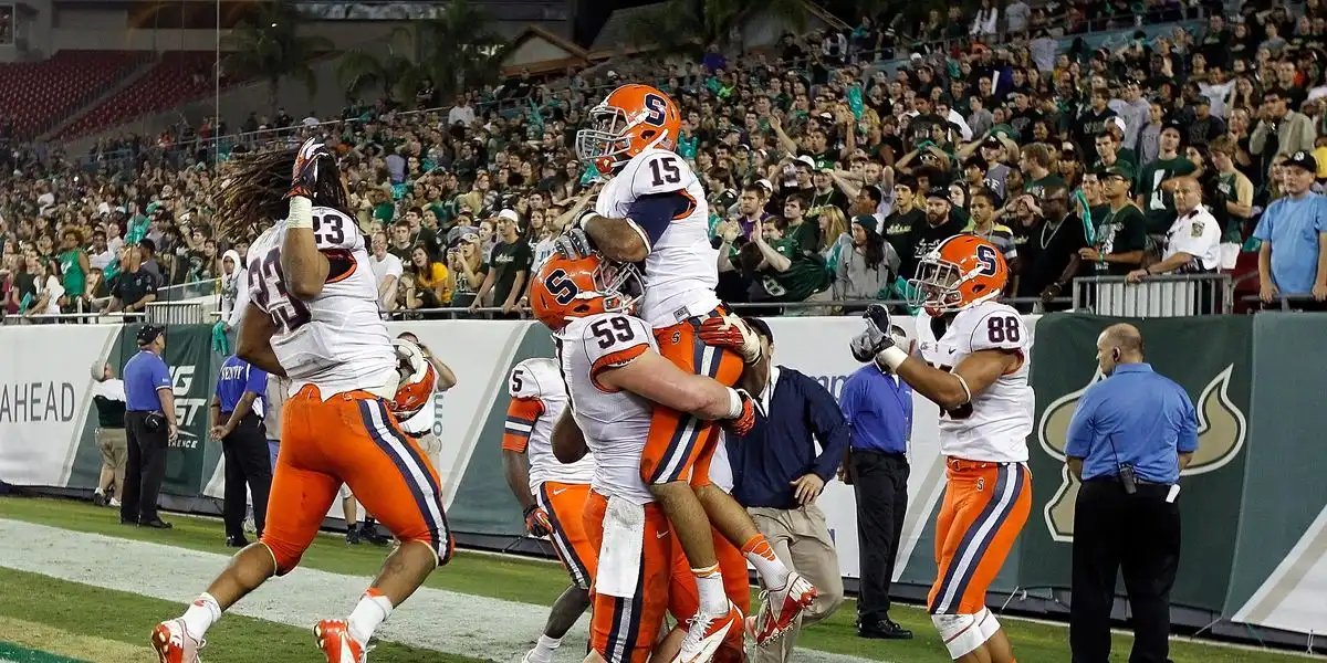 Encuesta de predicciones de fútbol de Syracuse vs South Florida