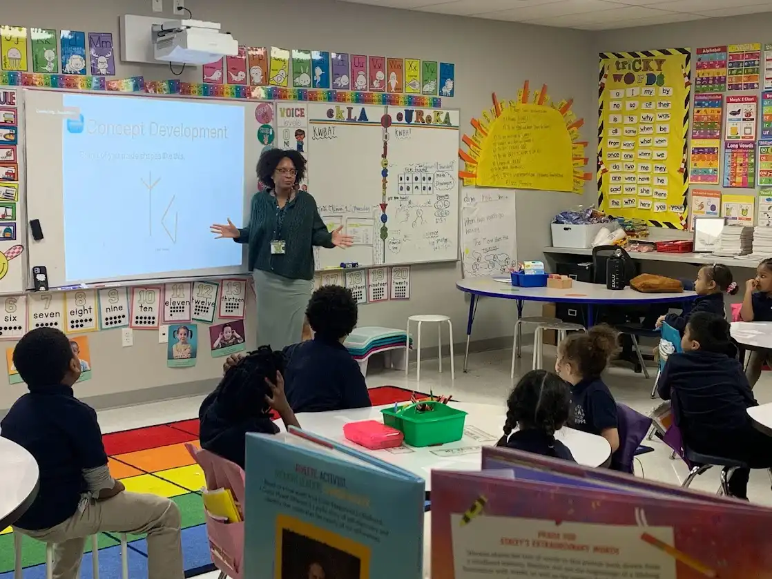 Teach for America Jacksonville: Aumentar la apreciación salarial de los maestros