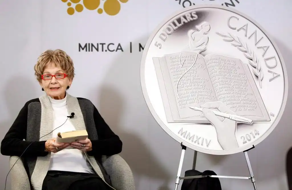 Homenaje a Alice Munro: Ícono canadiense ganador del Nobel homenajeado por escritores y lectores