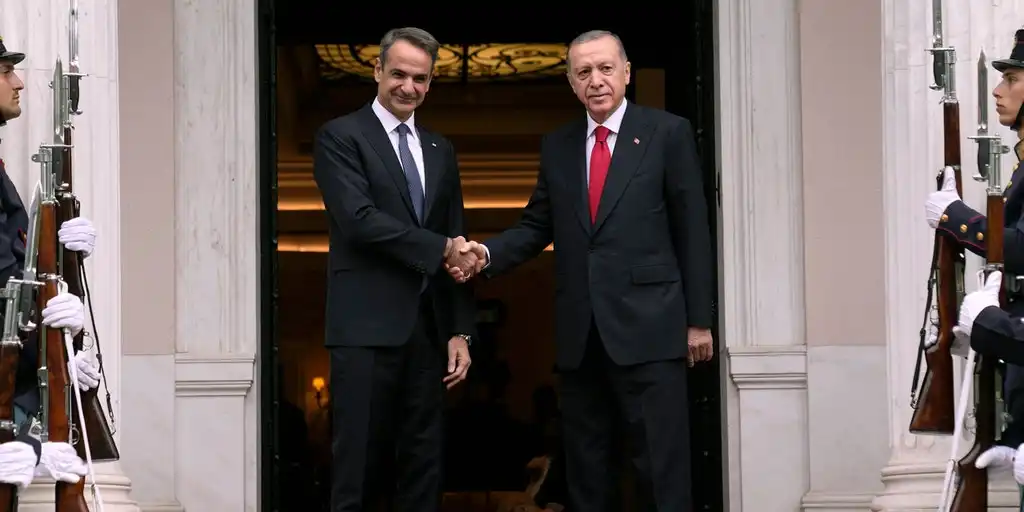 Turquía Los líderes de Grecia se reúnen con una iniciativa de amistad en medio de las guerras de Gaza y Ucrania