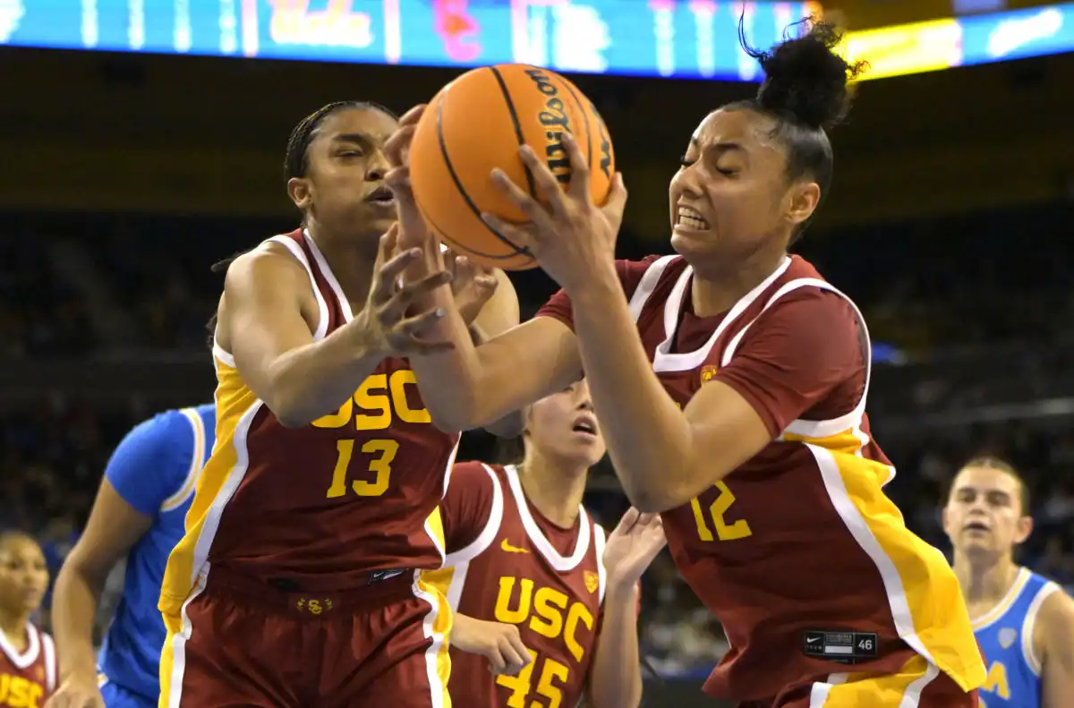 Baloncesto femenino de la USC: La estrella de los Trojans gana reconocimiento nacional con un juego de 30 puntos