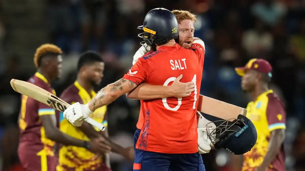 El asalto de Phil Salt de las Indias Occidentales, Inglaterra, lidera a los campeones defensores y logra una victoria de ocho wickets en los anfitriones